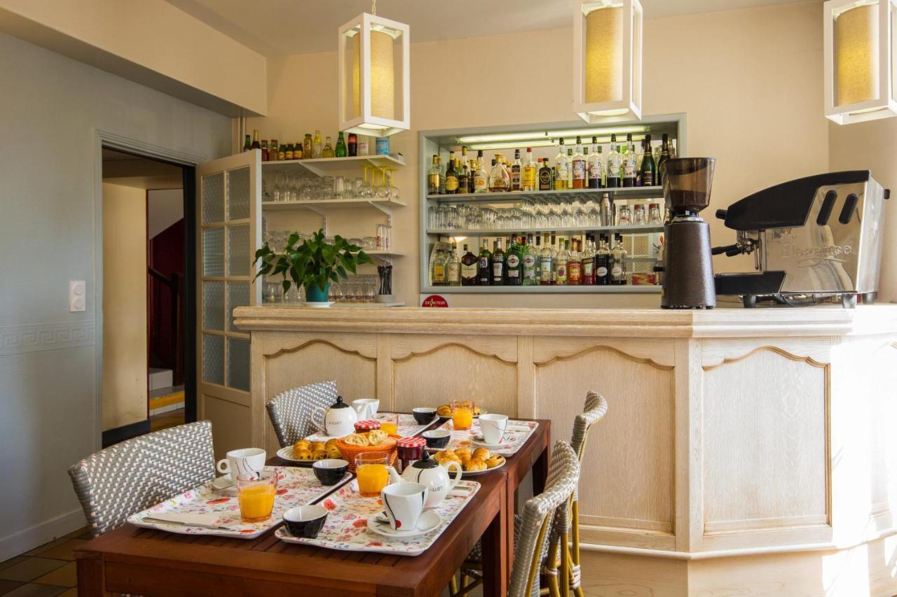 סוז'ון Cit'Hotel Le Commerce מראה חיצוני תמונה