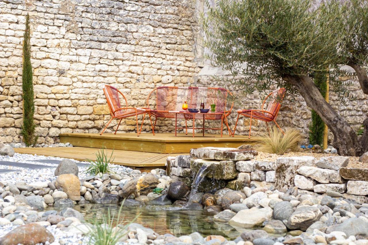 סוז'ון Cit'Hotel Le Commerce מראה חיצוני תמונה