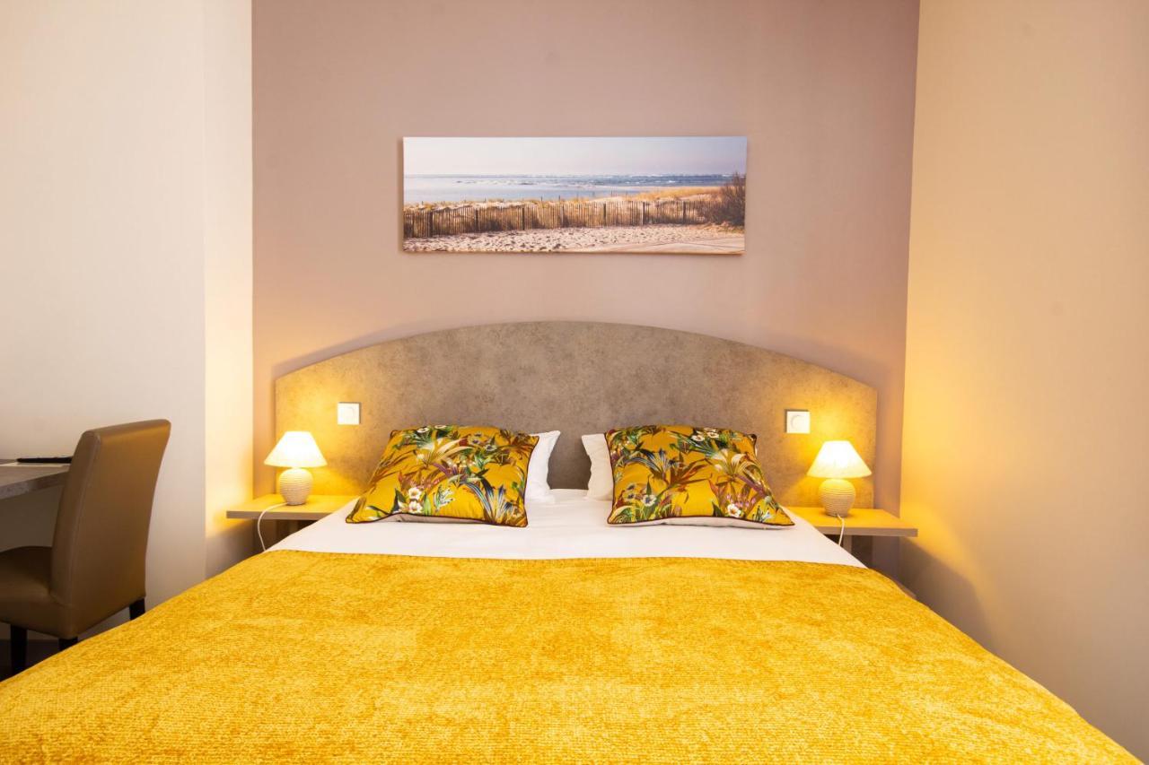 סוז'ון Cit'Hotel Le Commerce מראה חיצוני תמונה